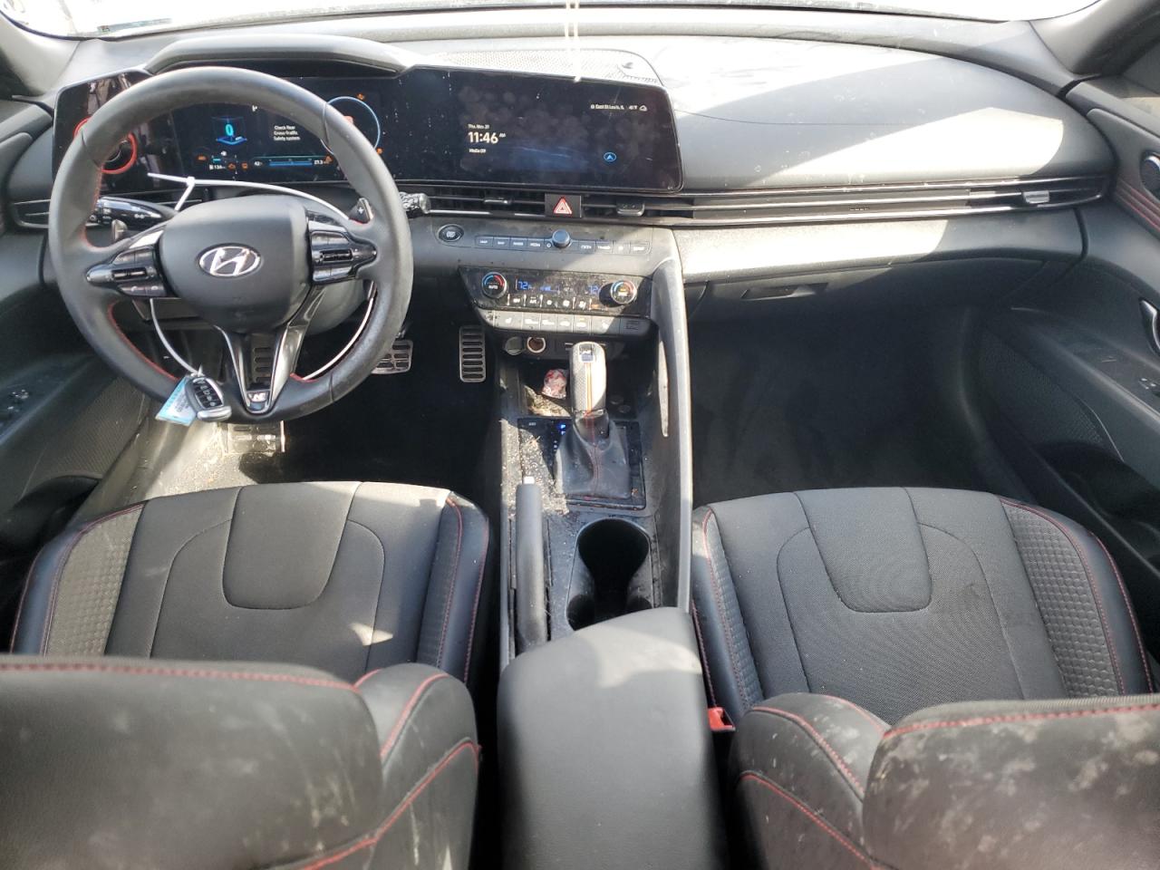 2023 Hyundai Elantra - Image 8