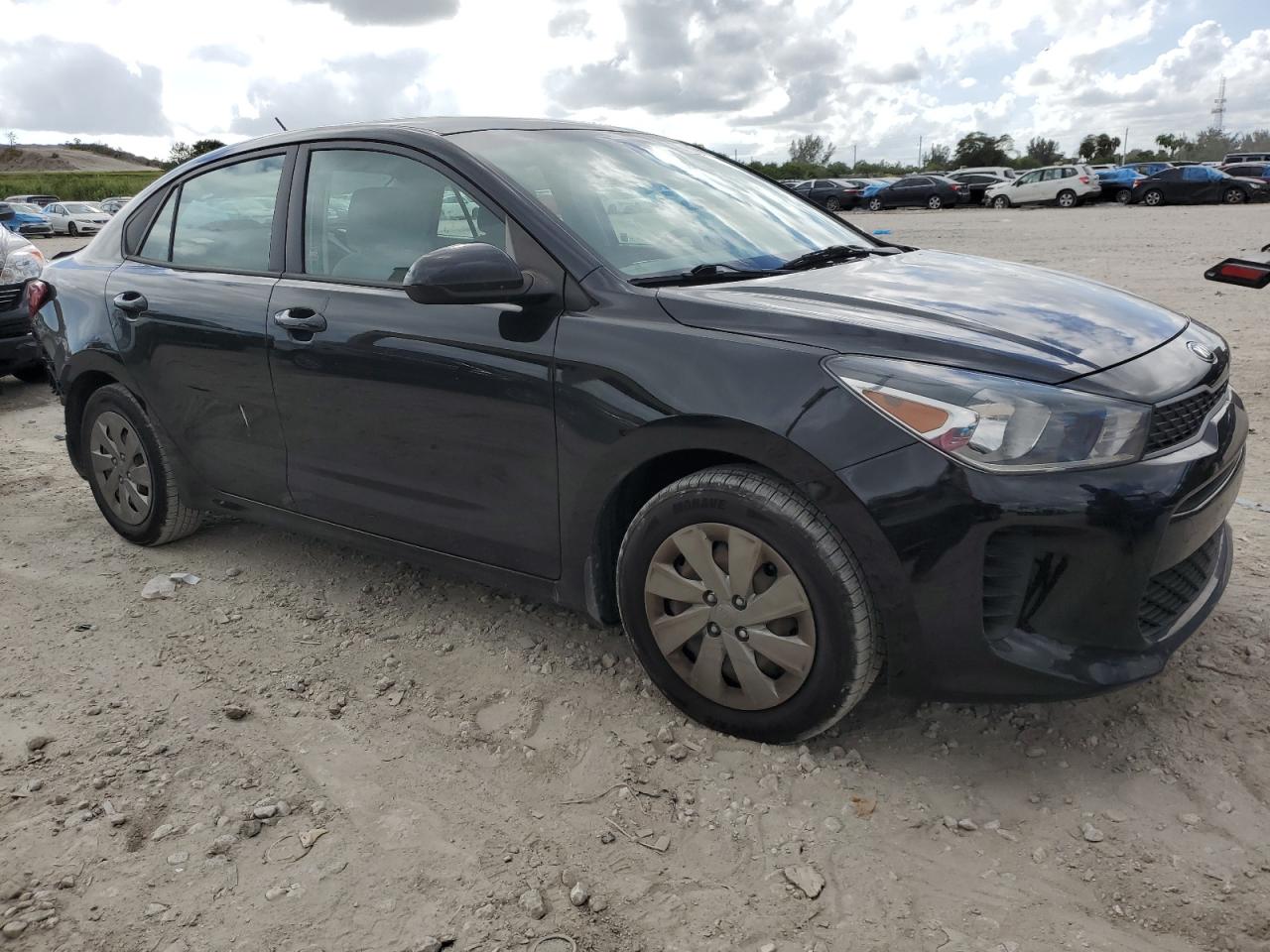 2019 Kia Rio - Image 4