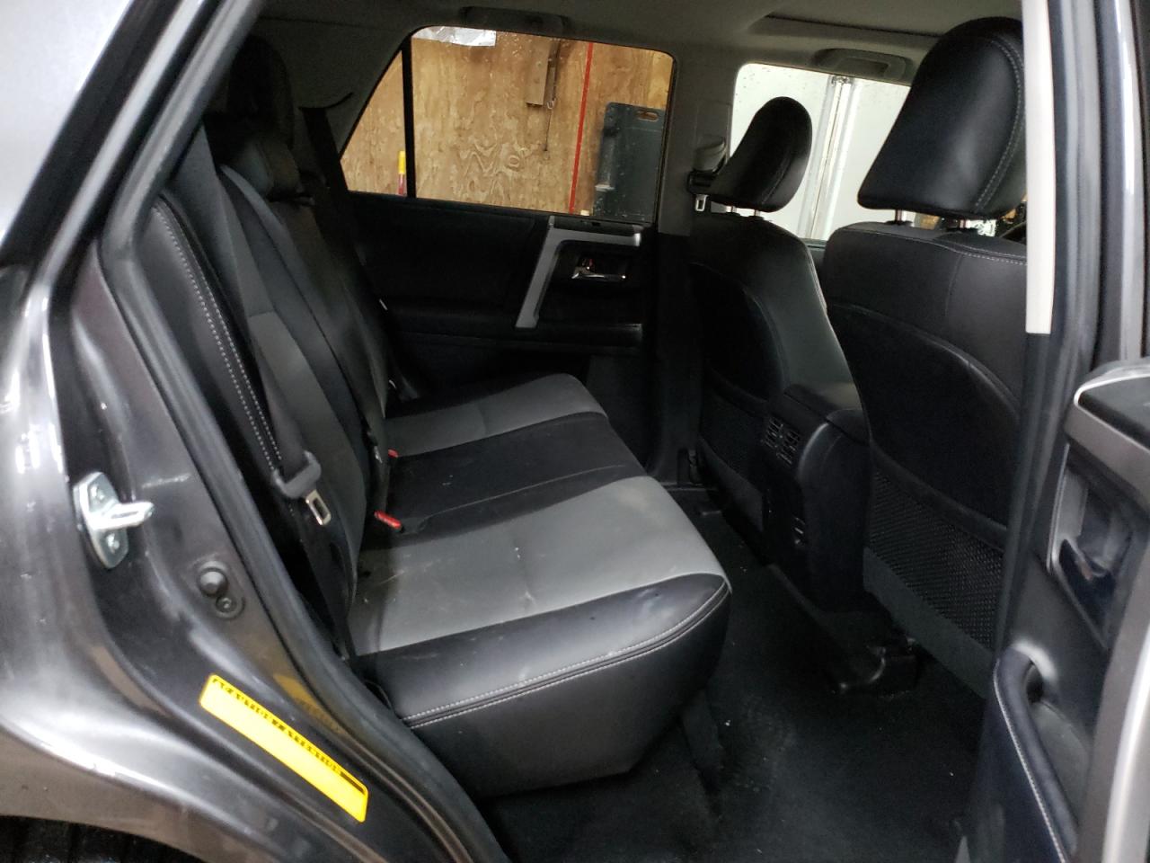2019 Toyota 4Runner - Image 11