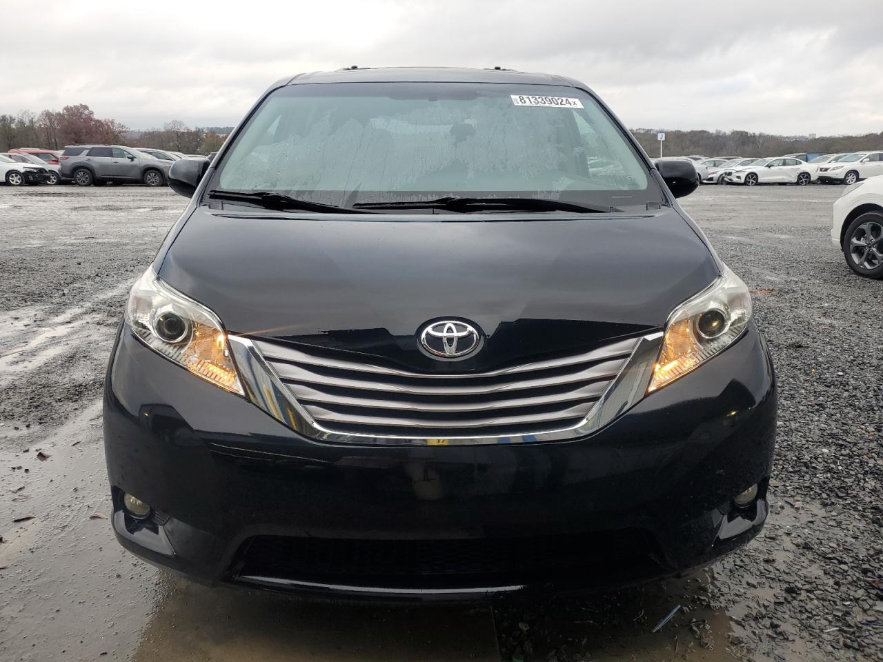 2015 Toyota Sienna - Image 5