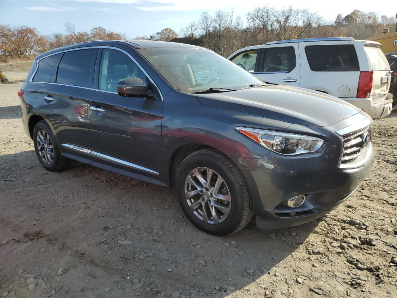 2013 Infiniti JX - Image 4