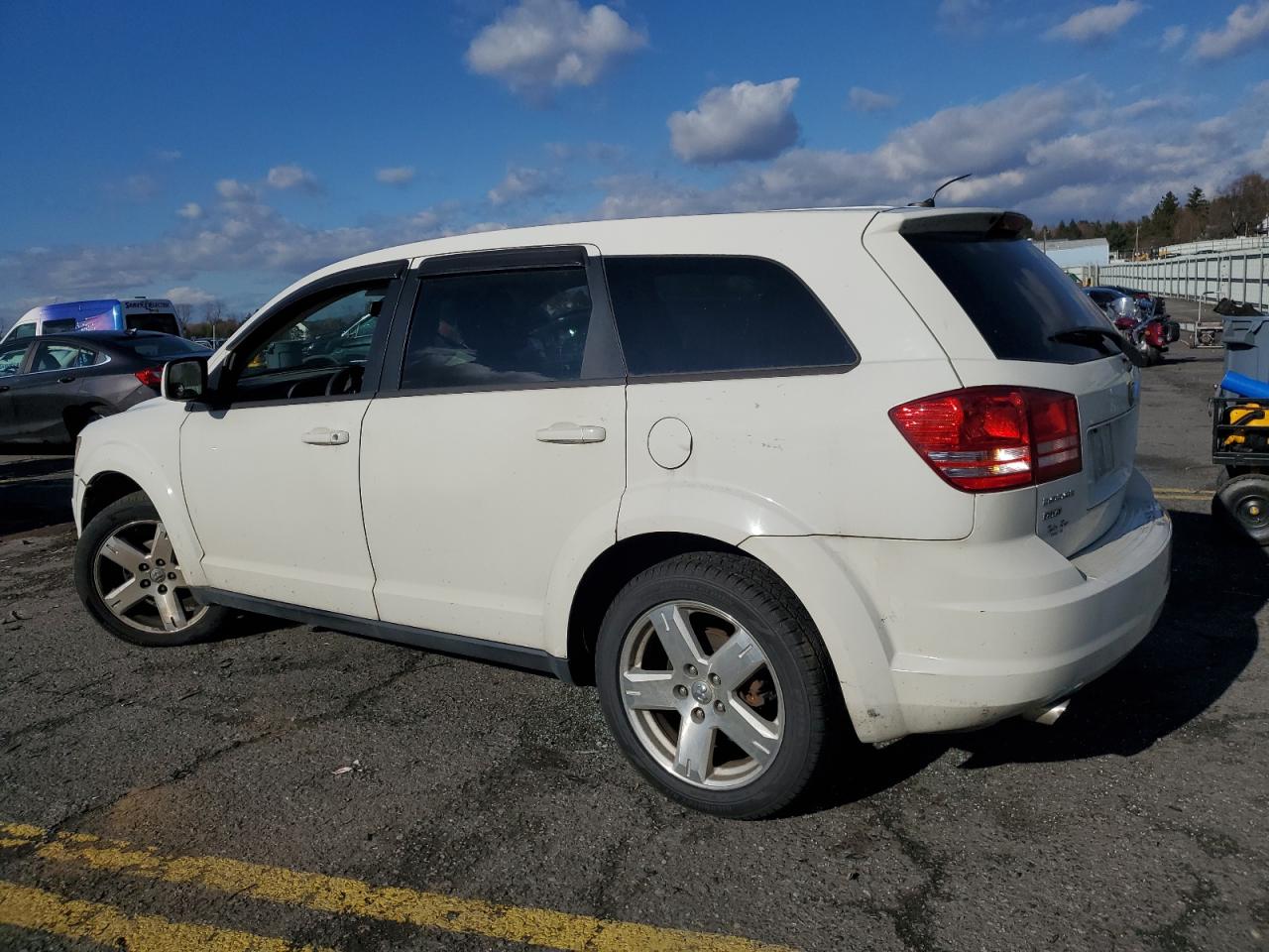 2009 Dodge Journey - Image 2