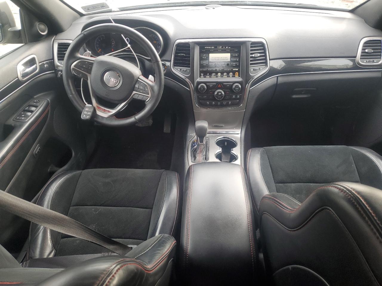 2017 Jeep Grand Cherokee - Image 8