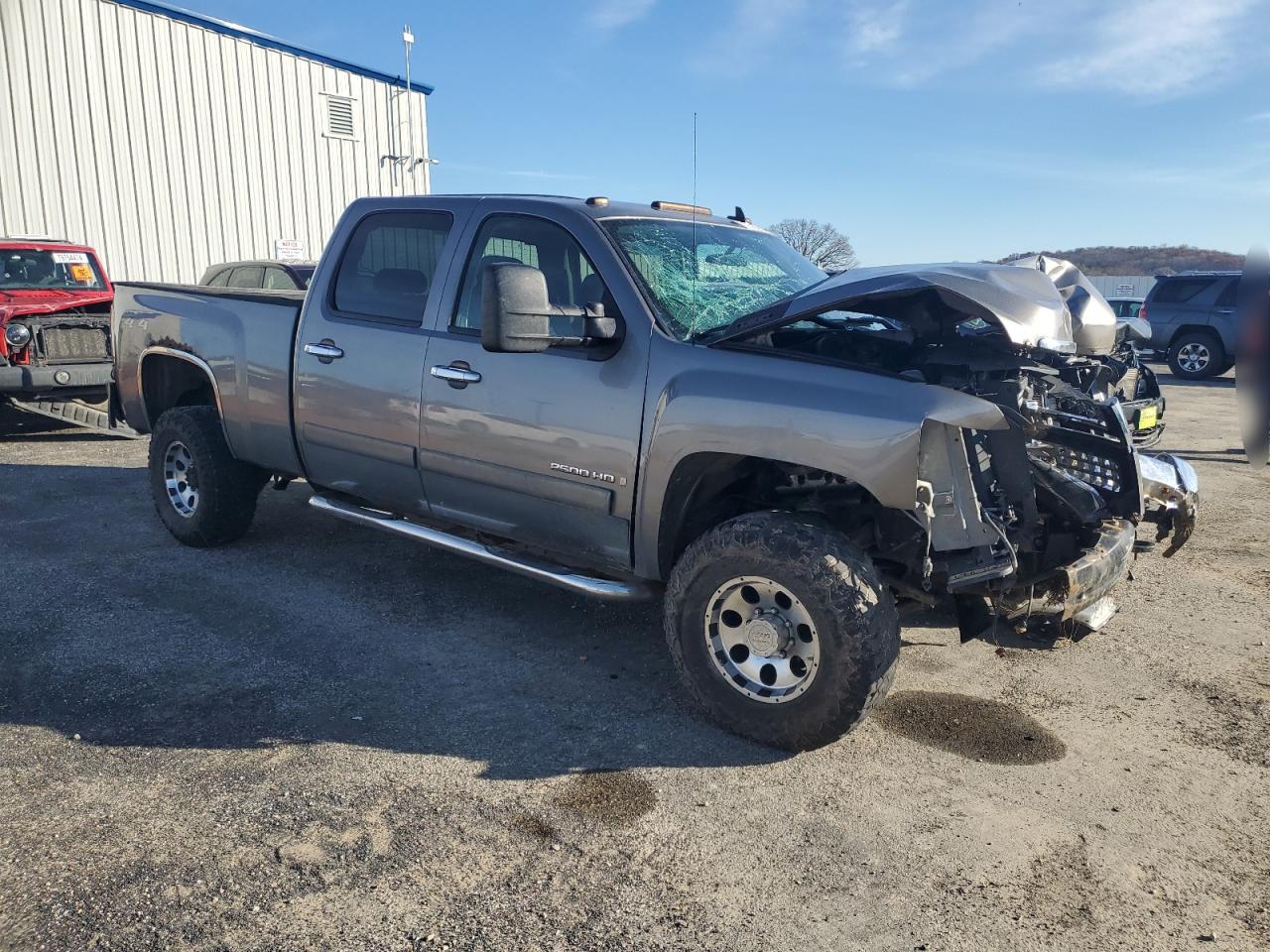 2007 Chevrolet Silverado - Image 4
