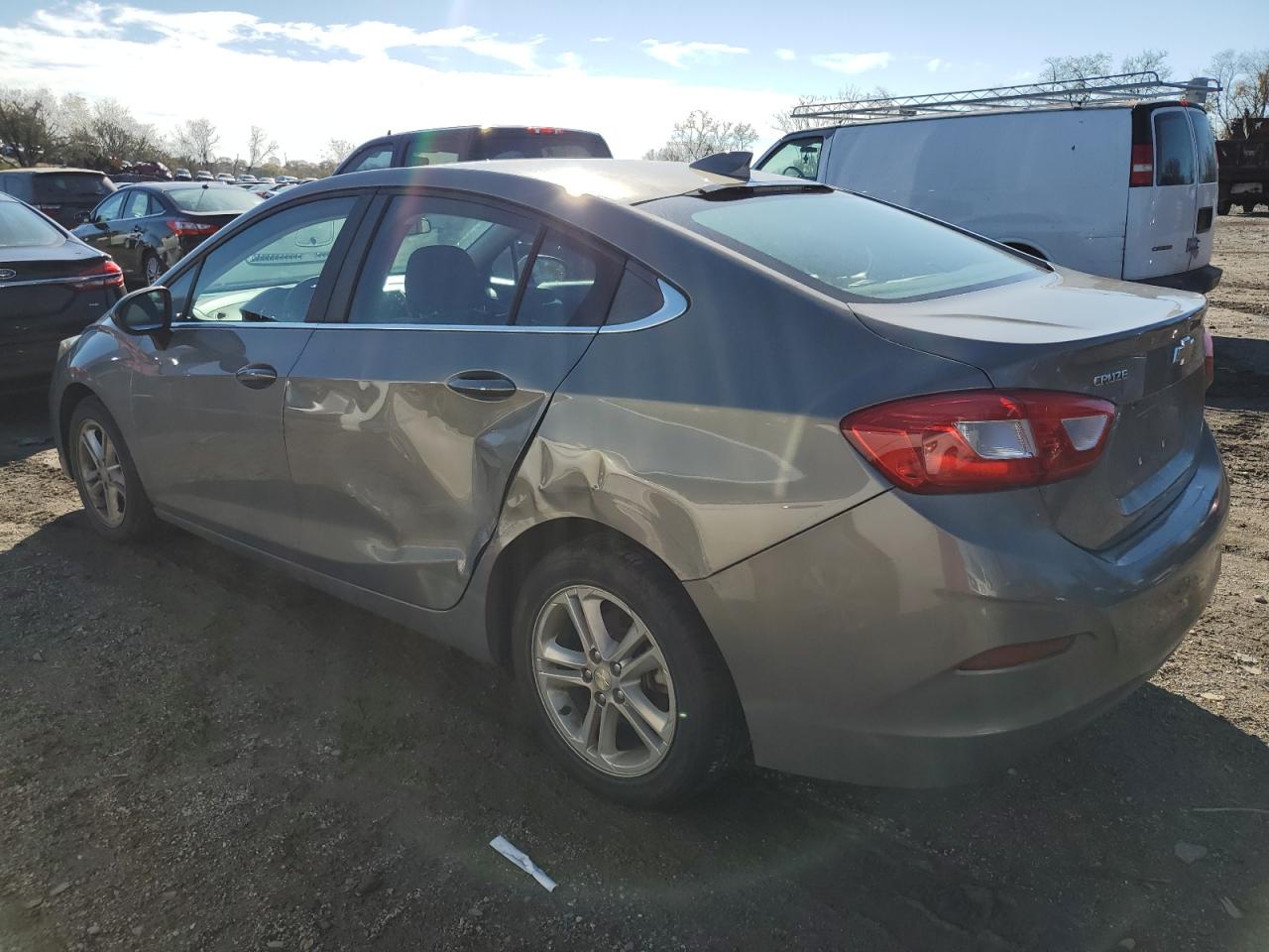 2017 Chevrolet Cruze - Image 2