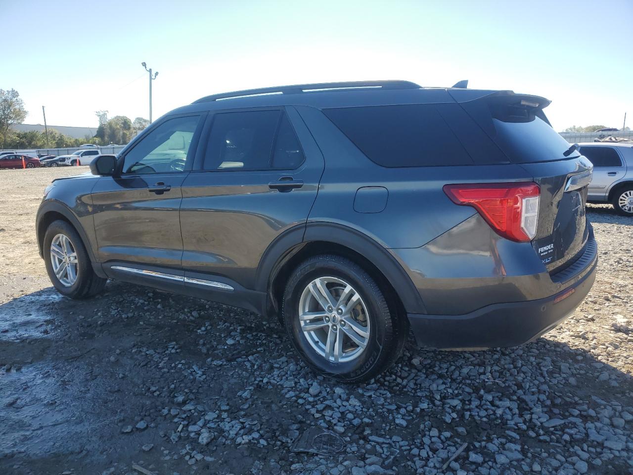 1FMSK7DH0LGB18200 2020 FORD EXPLORER - Image 2