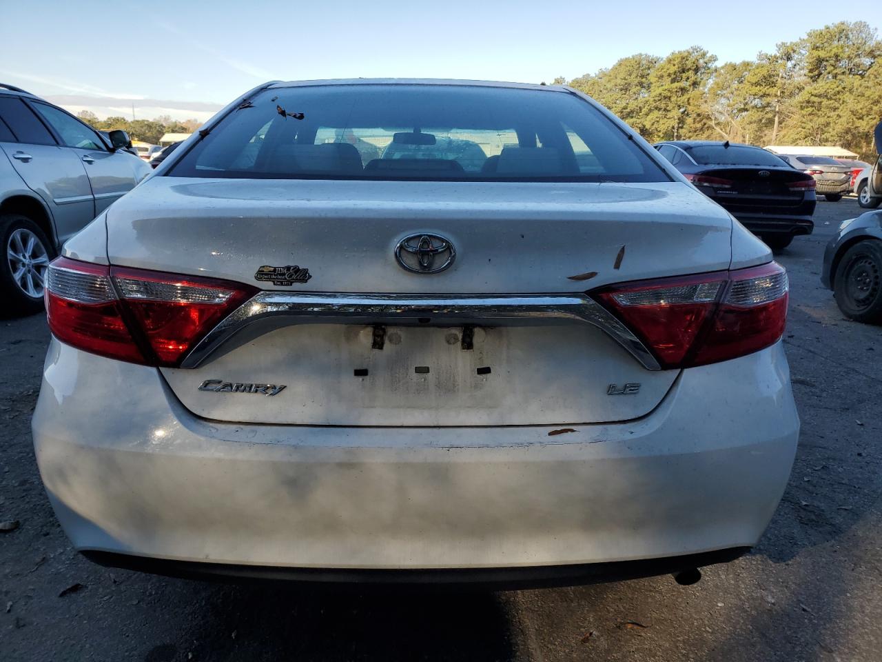 2017 Toyota Camry Le VIN: 4T1BF1FK0HU627352 Lot: 80305424