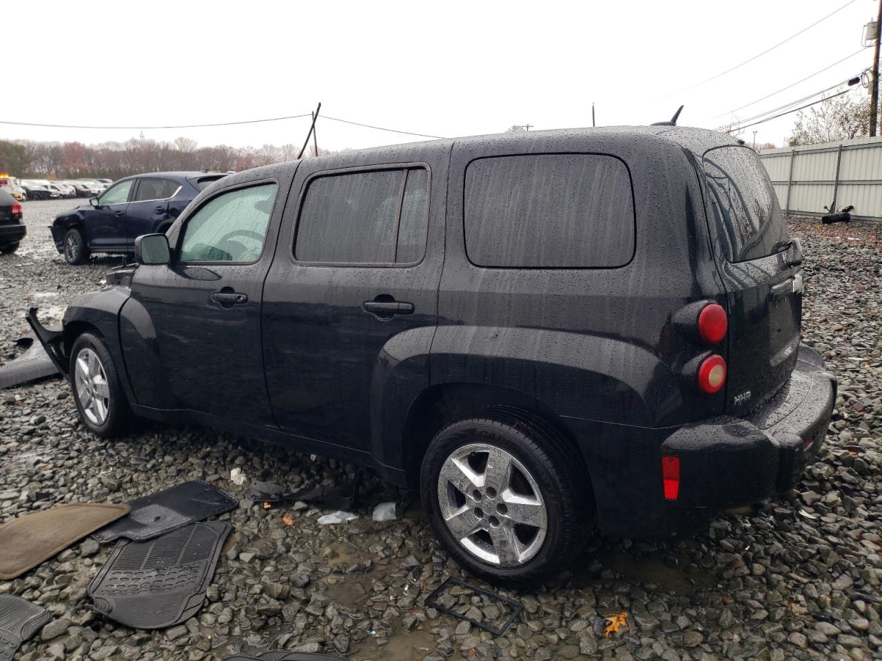 2010 Chevrolet HHR - Image 2