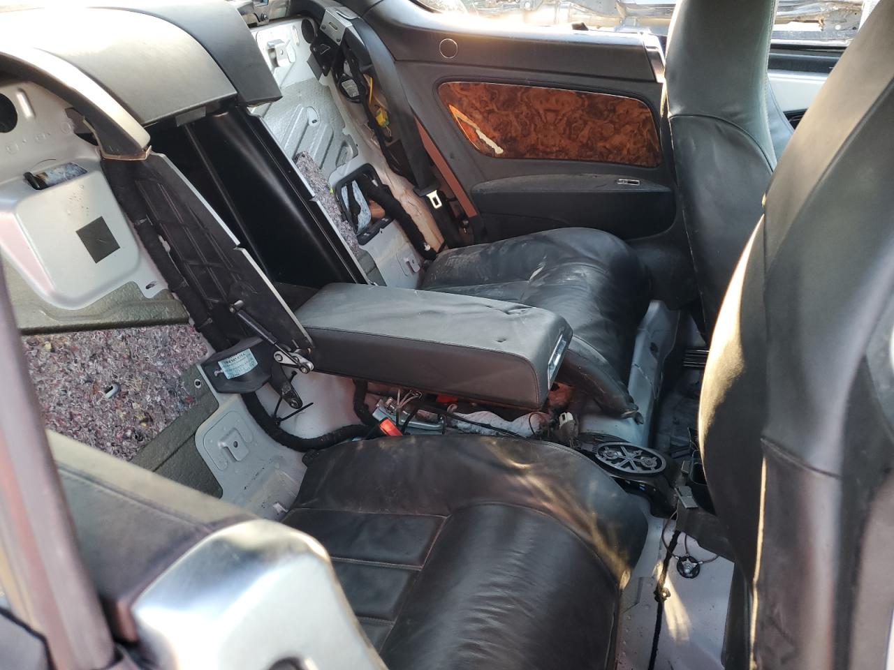 2004 Bentley Continental - Image 10