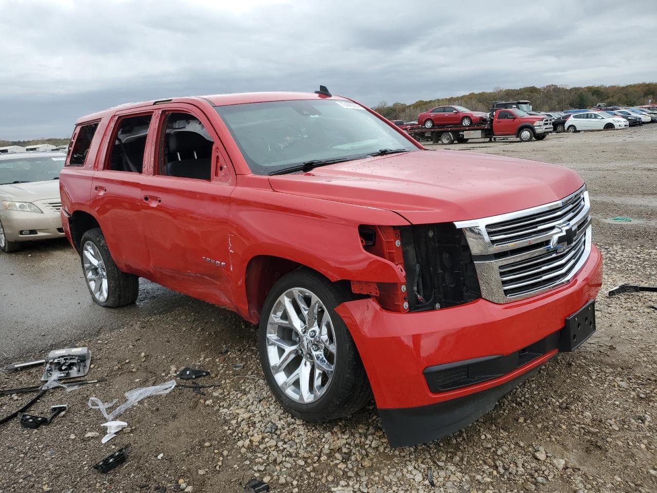 VIN 1GNSKBKC0HR388612 2017 CHEVROLET TAHOE no.4