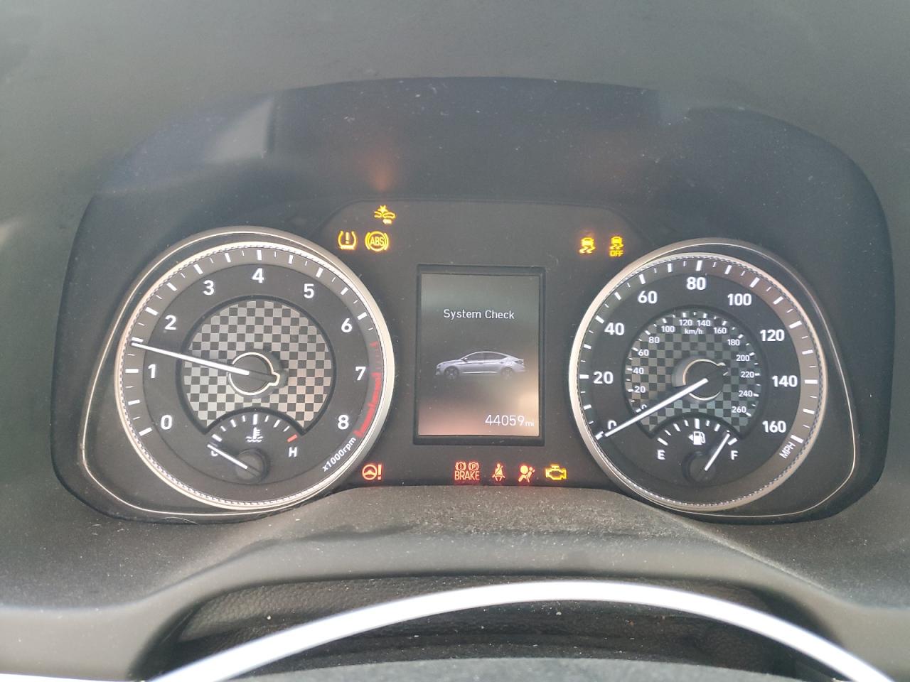 2019 Hyundai Elantra - Image 9