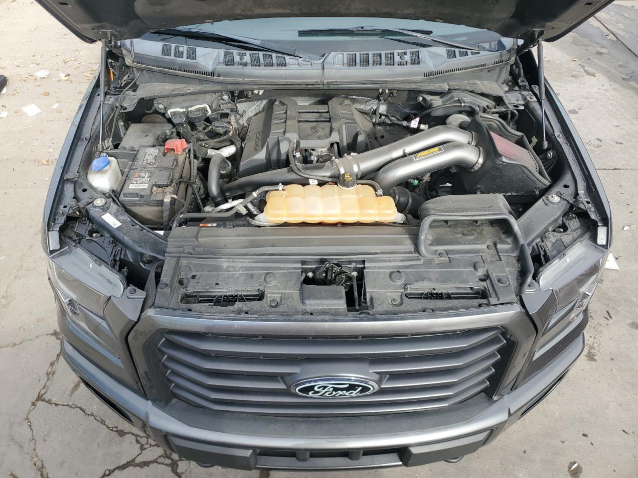 2016 Ford F-150 - Image 11