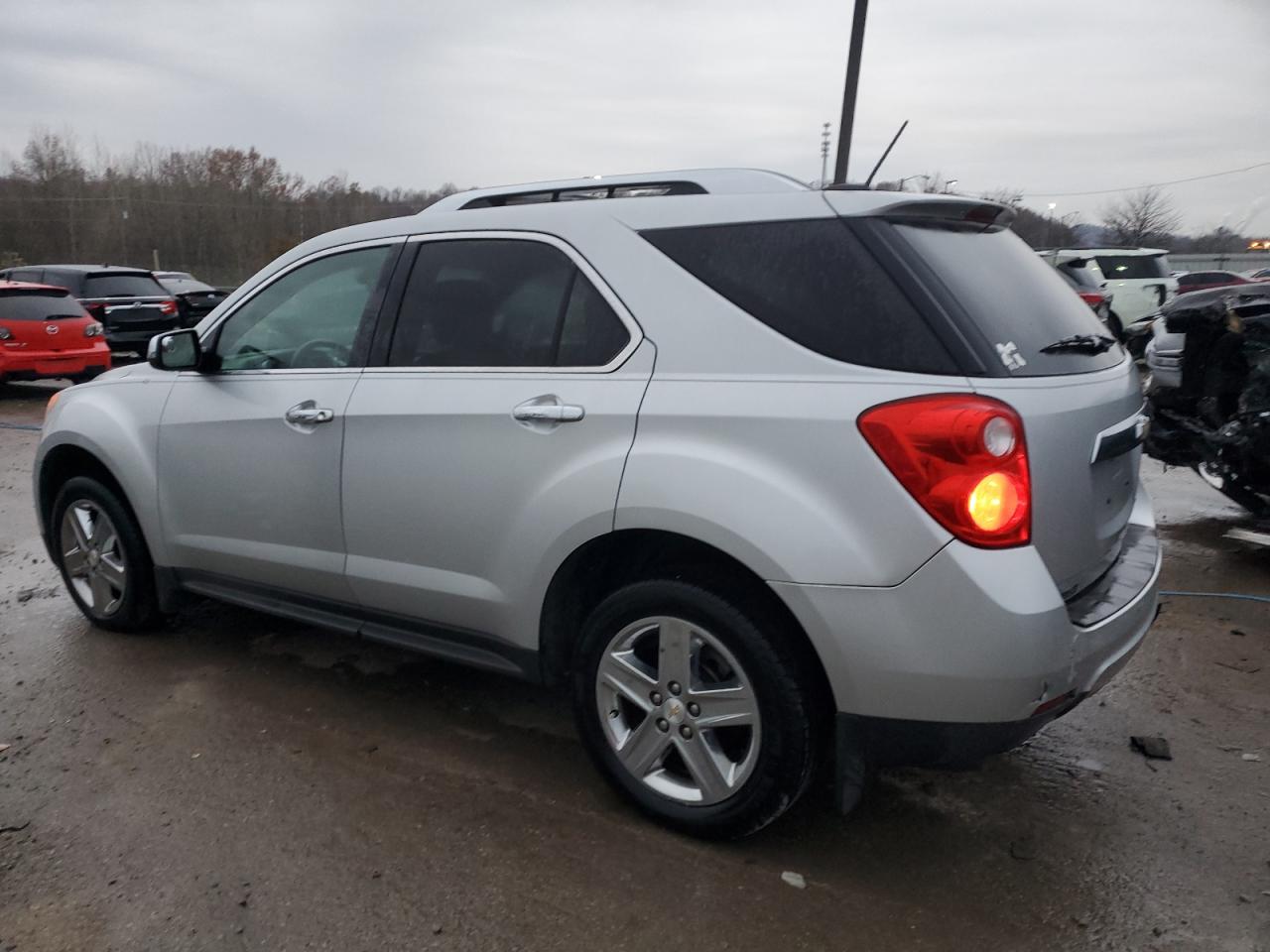 2015 Chevrolet Equinox - Image 2