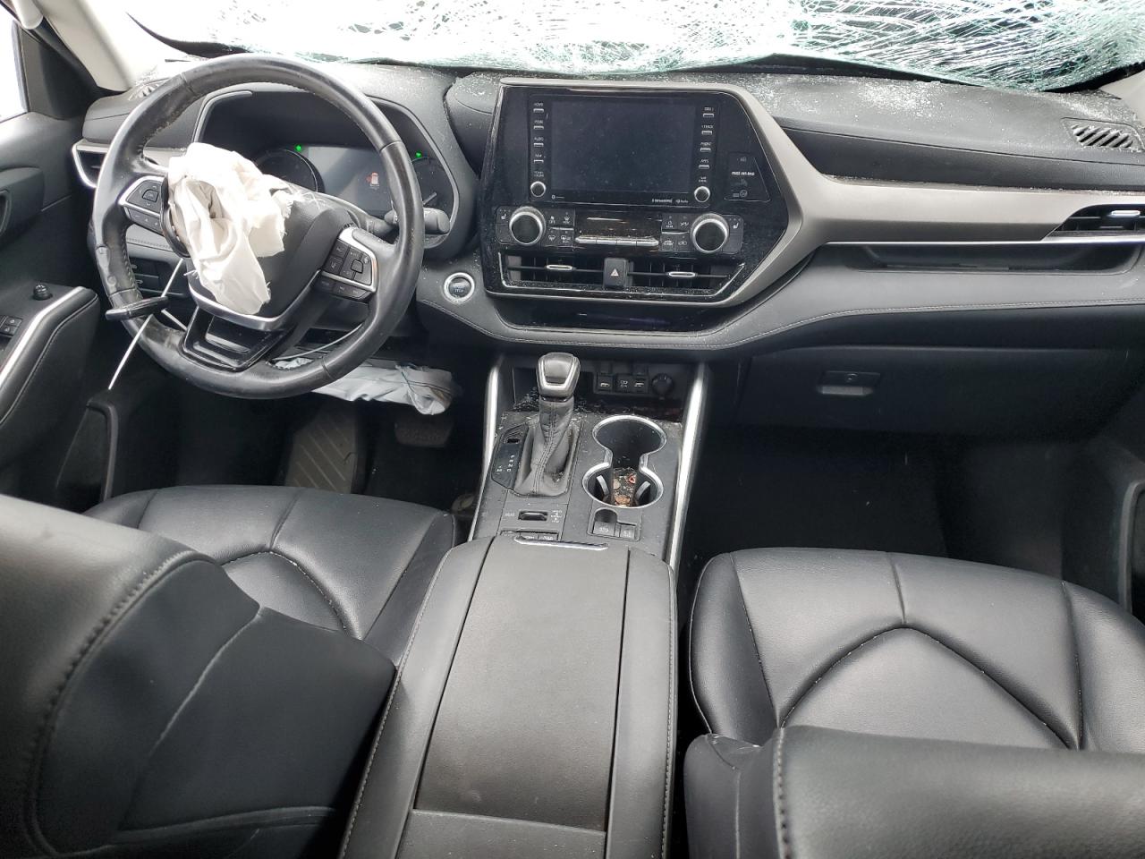 2020 Toyota Highlander - Image 8