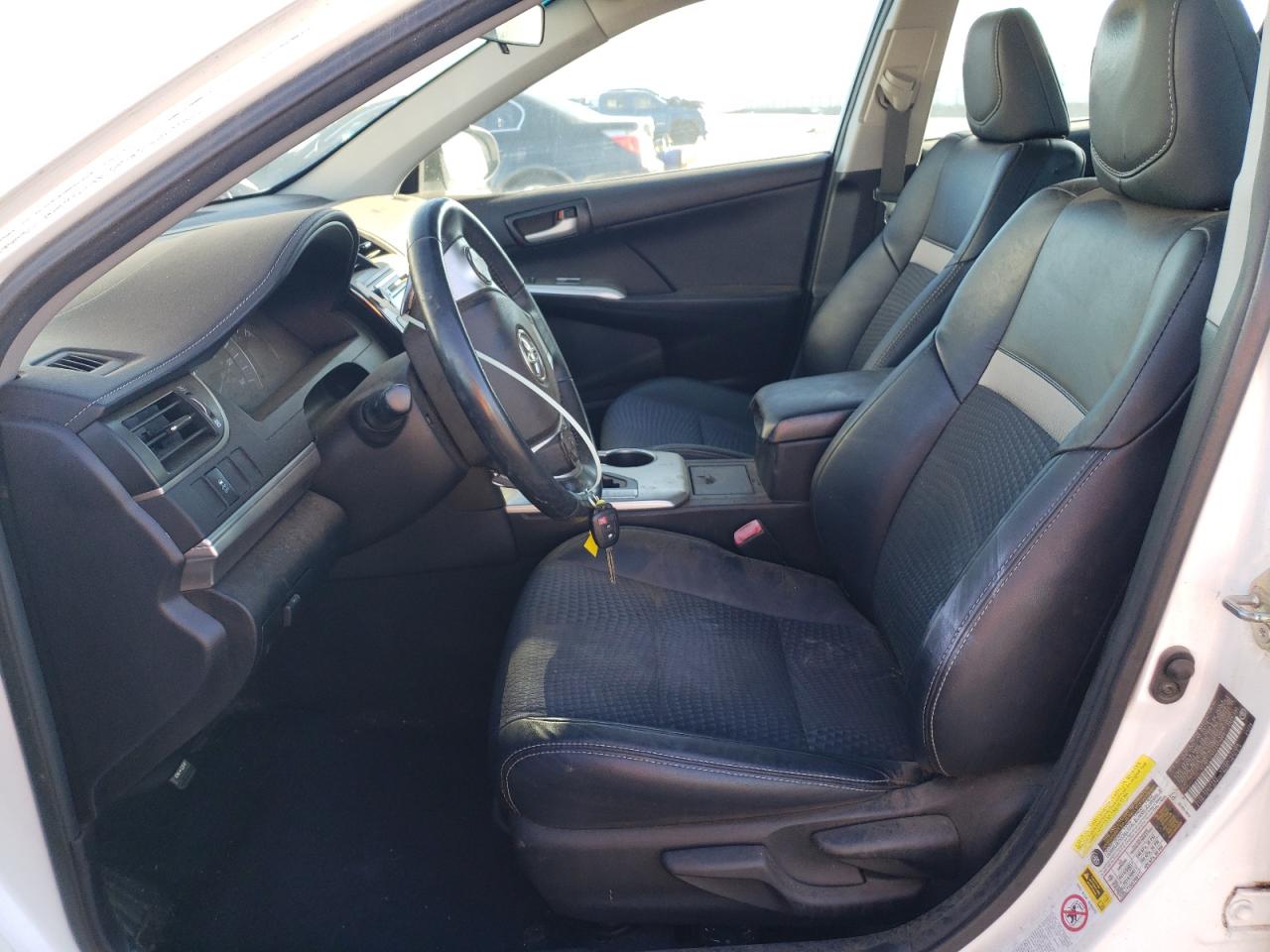 2014 Toyota Camry - Image 7