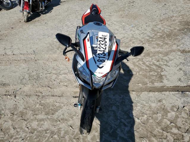 2016 APRILIA RSV4 RF