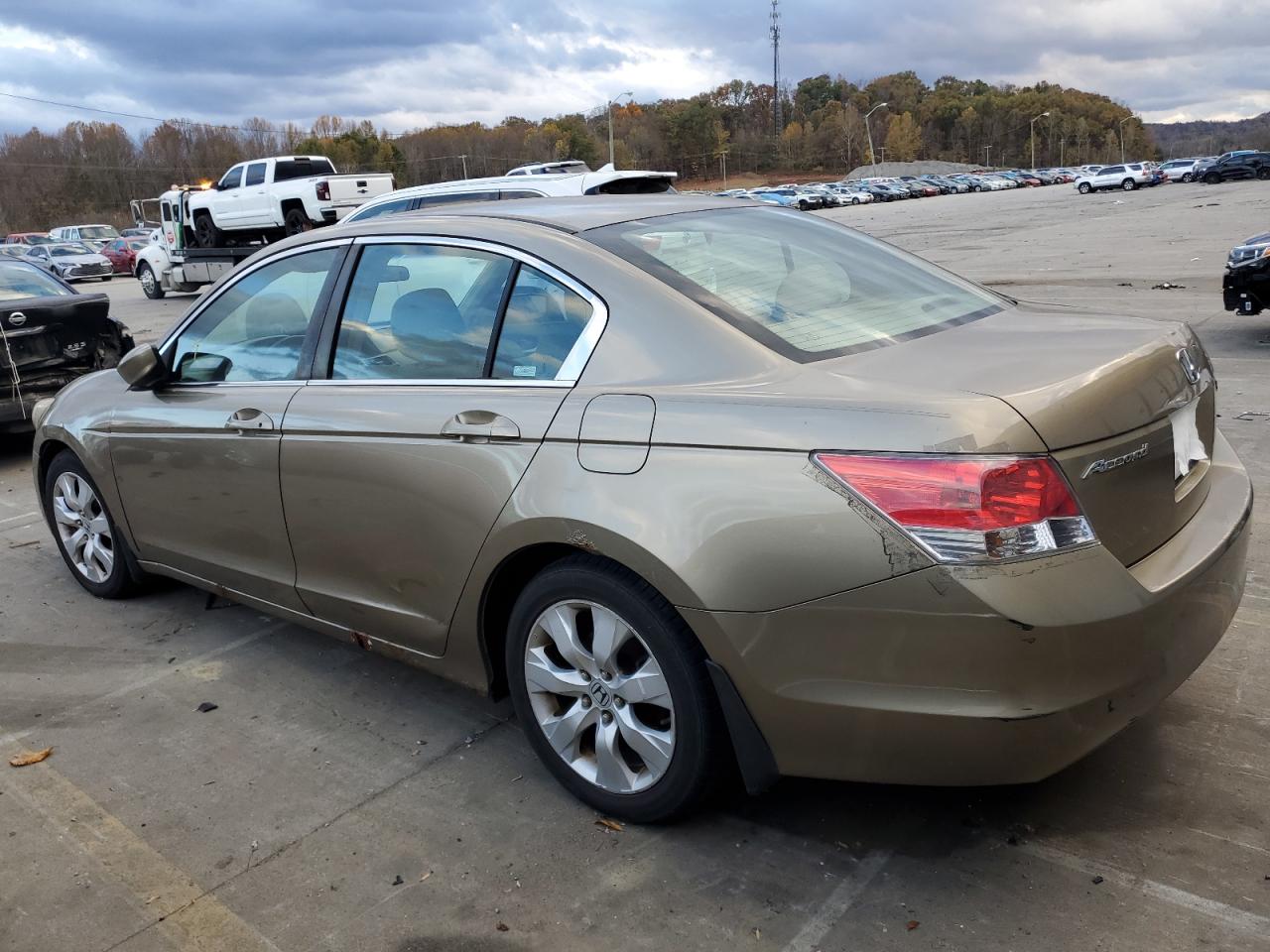 2009 Honda Accord - Image 2