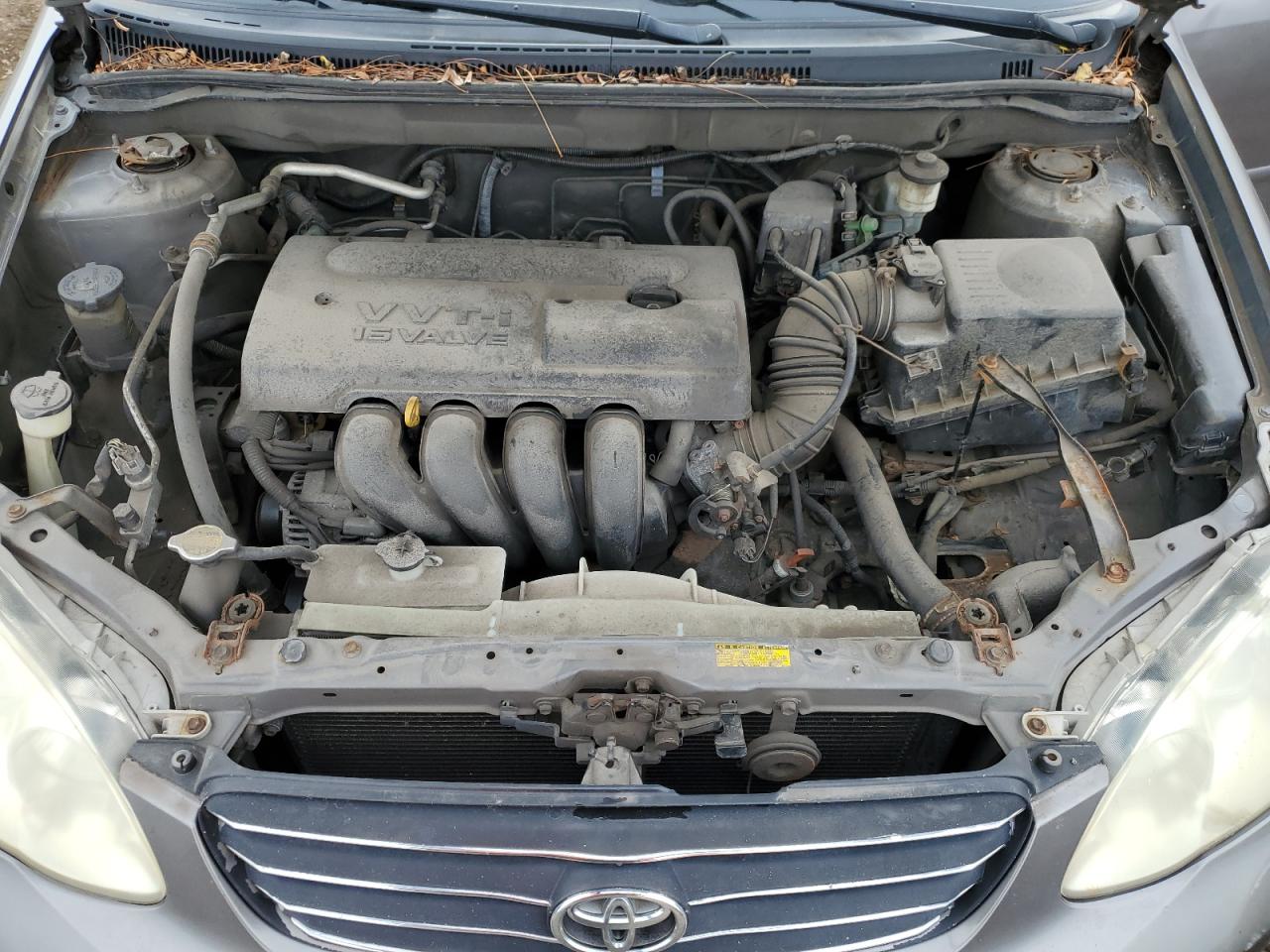 2004 Toyota Corolla - Image 11