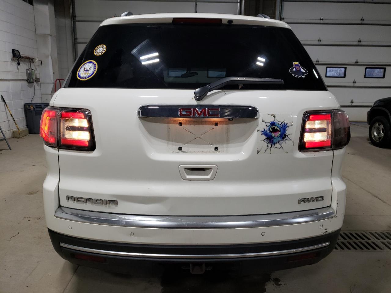 2015 GMC Acadia - Image 6