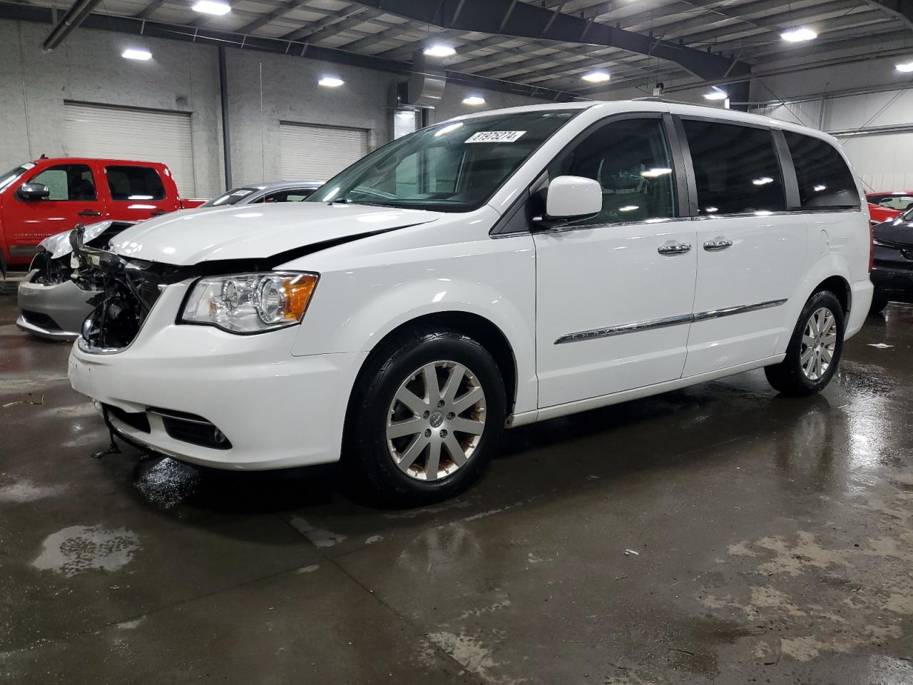 2016 Chrysler Town & Country - Image 1