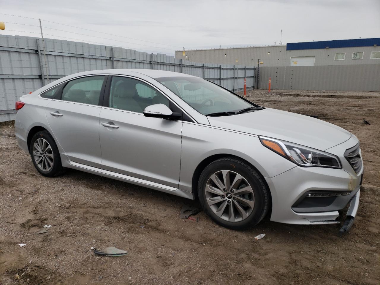 2015 Hyundai Sonata - Image 4