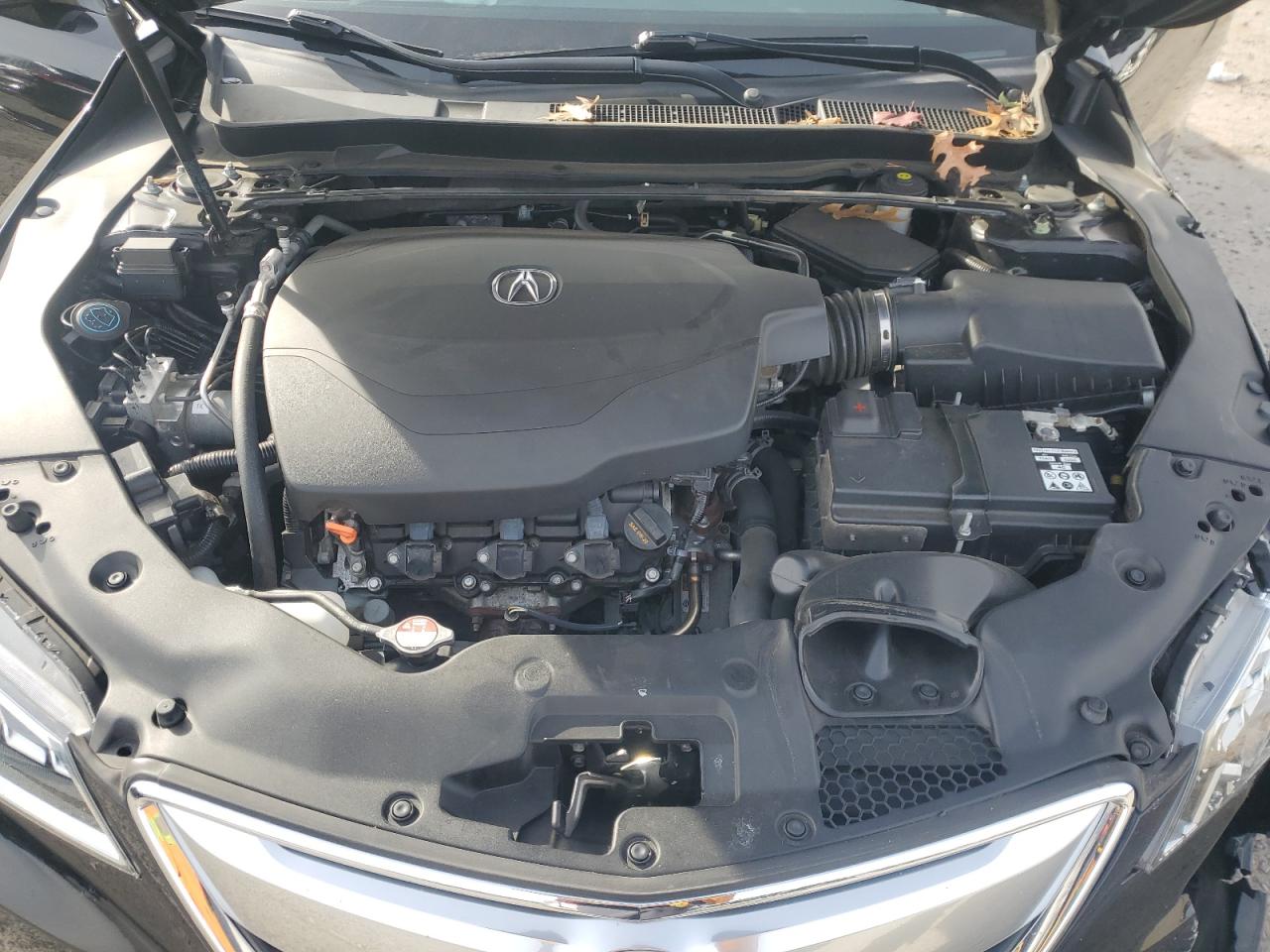 2015 Acura TLX - Image 13