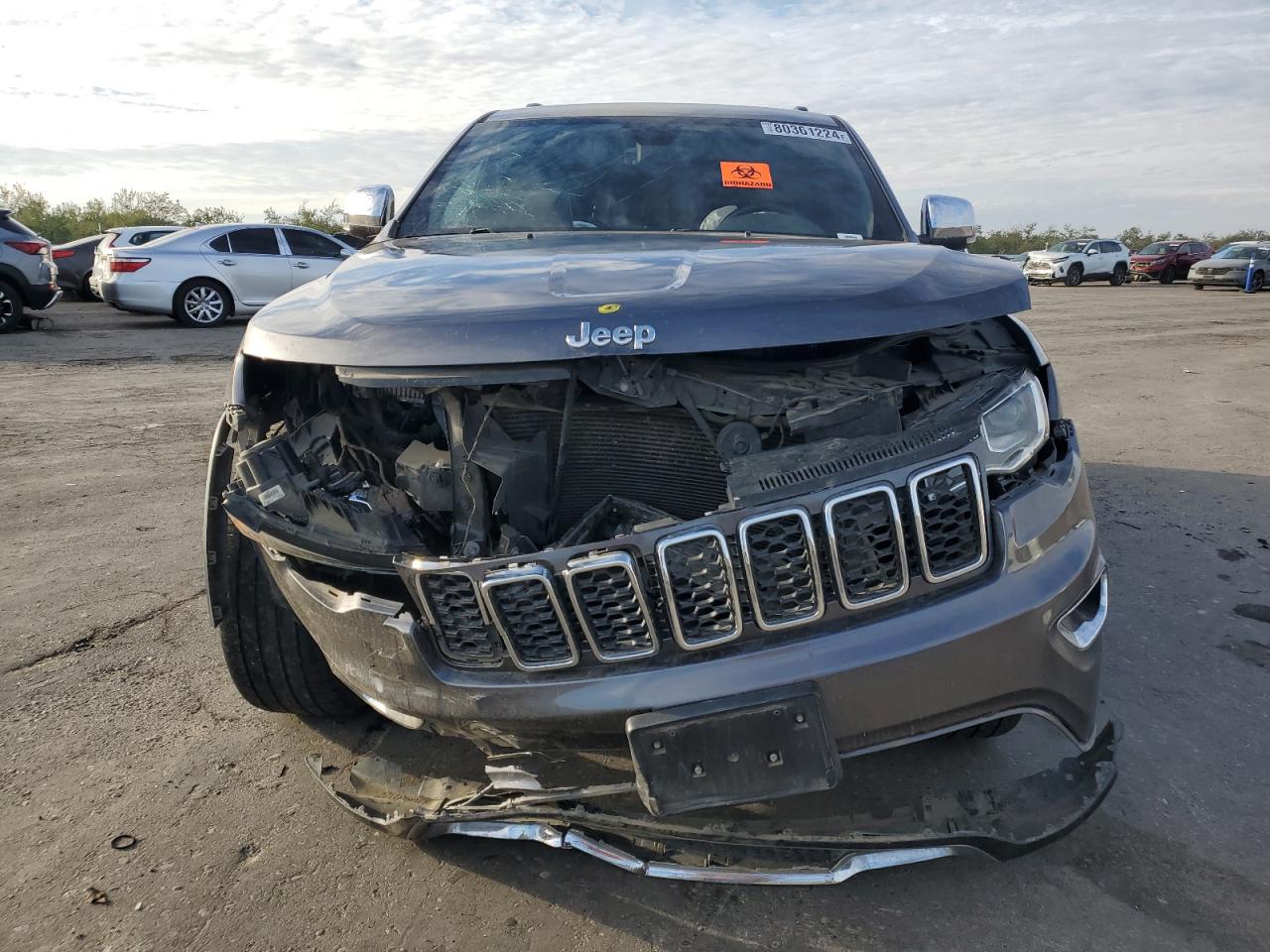 2017 Jeep Grand Cherokee - Image 5