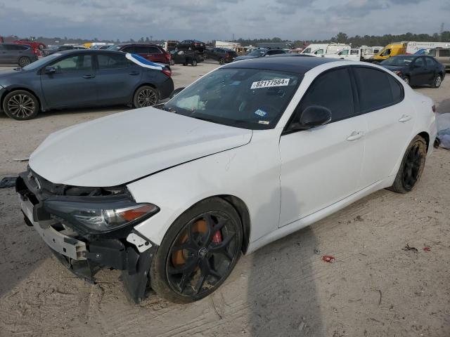  ALFA ROMEO GIULIA 2020 Білий