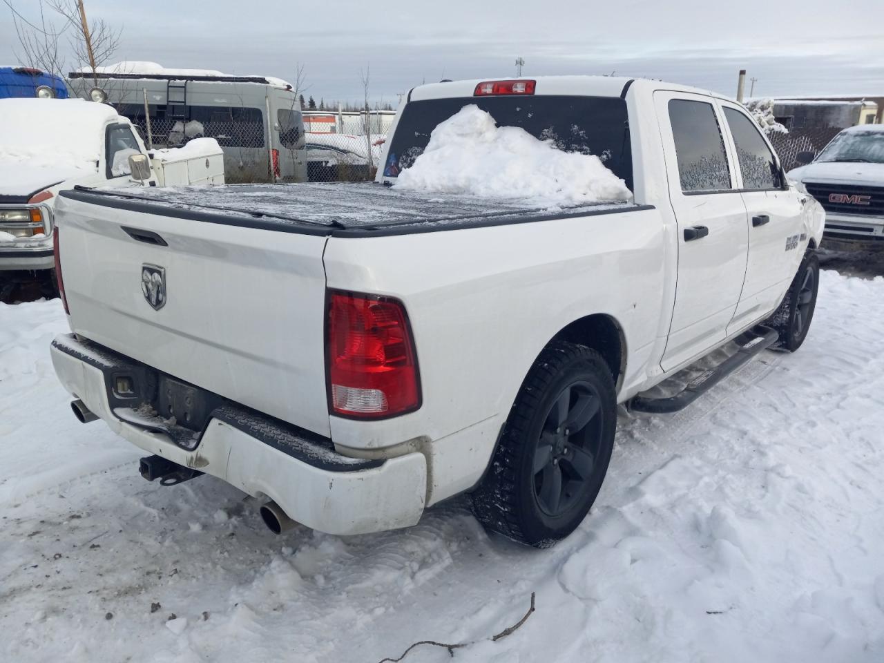 2016 RAM 1500 - Image 3