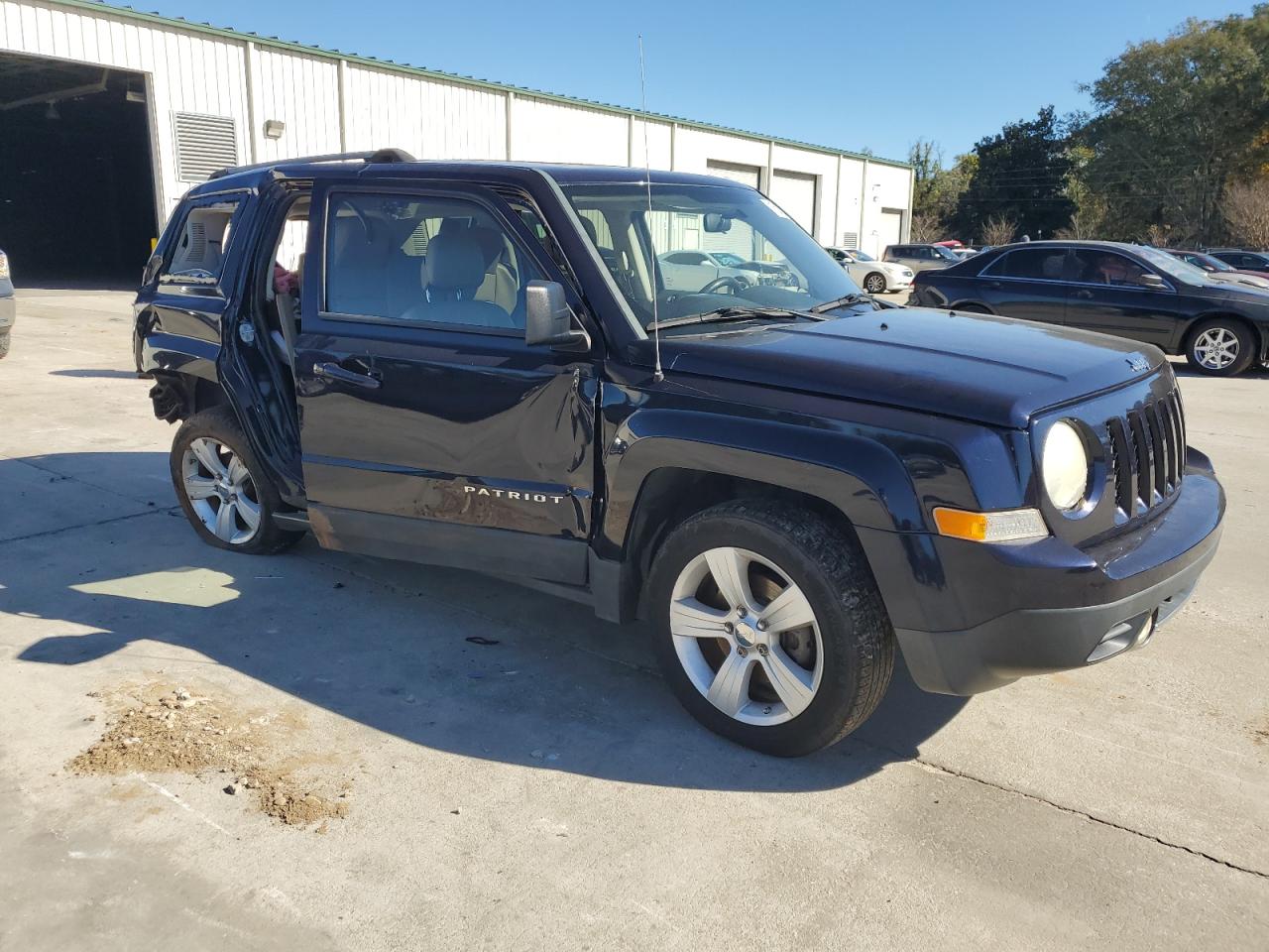 2011 Jeep Liberty (Patriot) - Image 4
