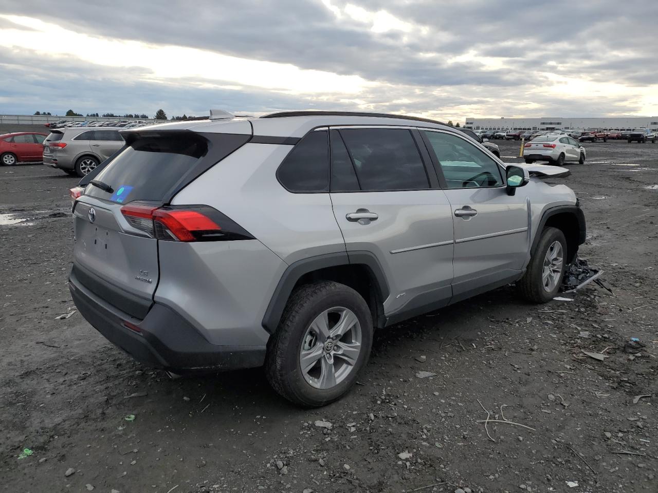 2023 Toyota RAV 4 - Image 3