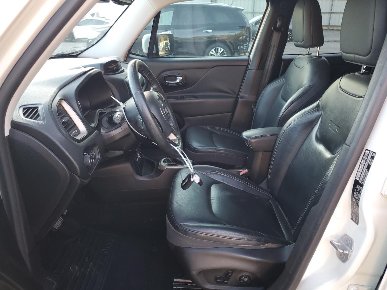 2015 Jeep Renegade - Image 7