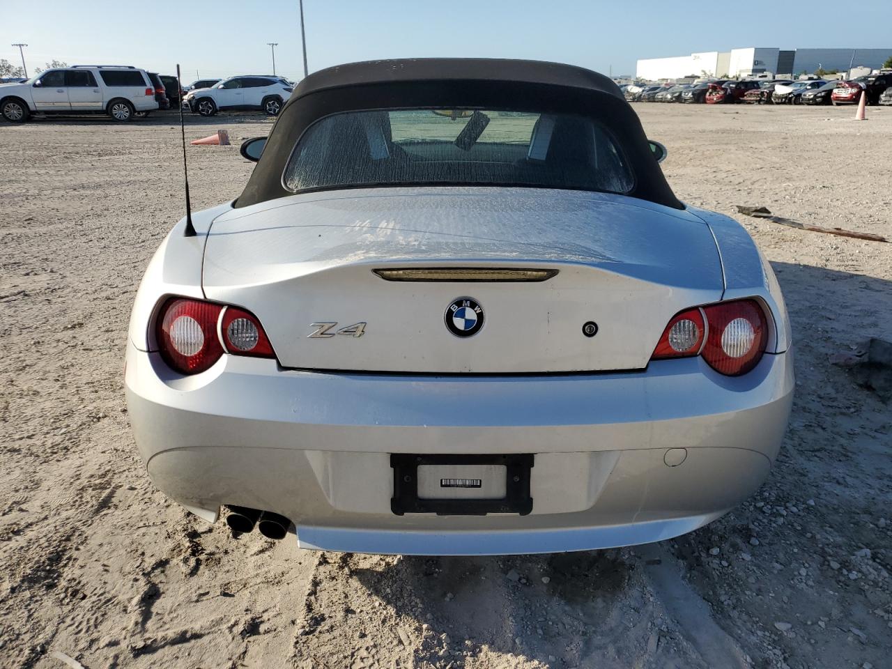 2005 BMW Z4 3.0 VIN: 4USBT53545LU09137 Lot: 79822824