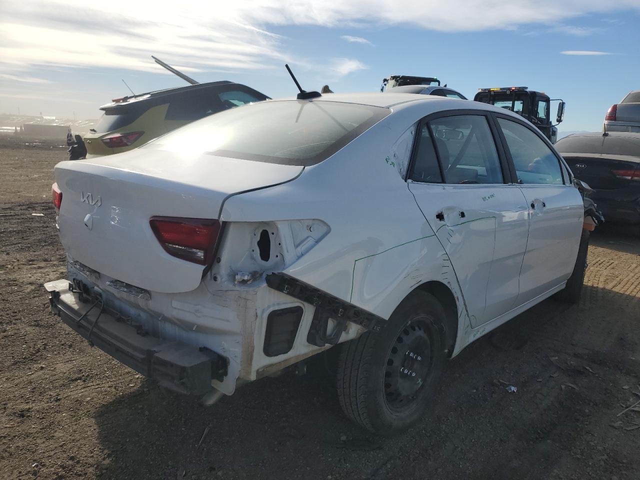 2023 Kia Rio - Image 3