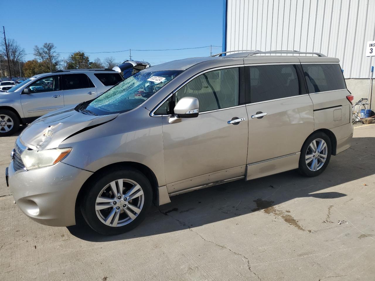 2011 Nissan Quest - Image 1