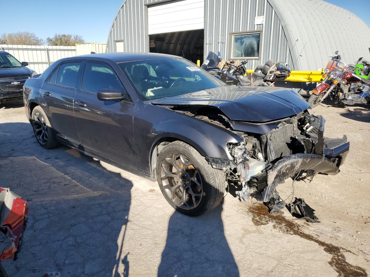 2015 Chrysler 300 - Image 4