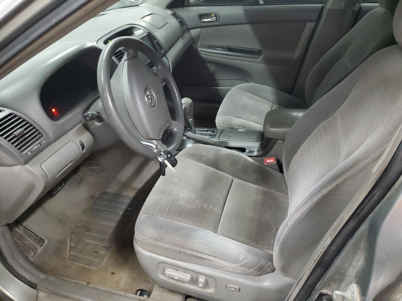 2005 Toyota Camry - Image 7