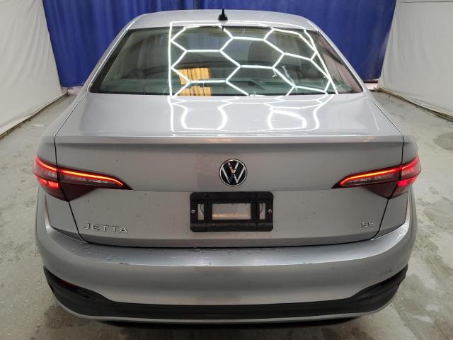 3VWEM7BU0RM025975 Volkswagen Jetta SE 6