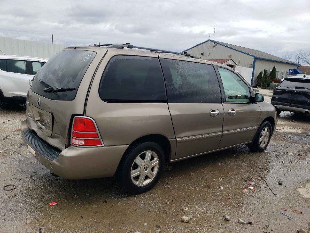 2005 Mercury Monterey - Image 3