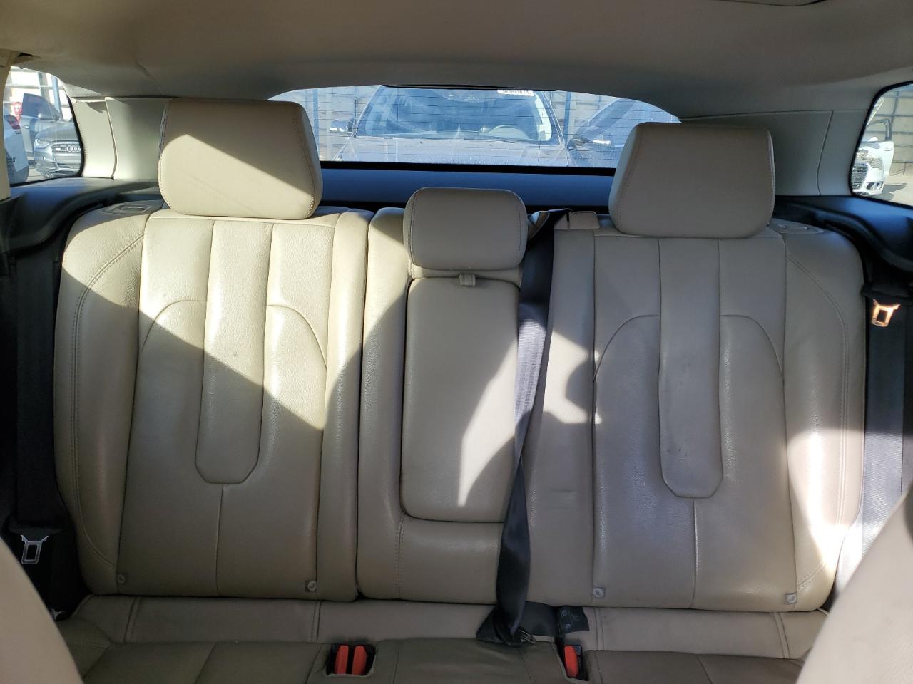 2015 Land Rover Range Rover - Image 10