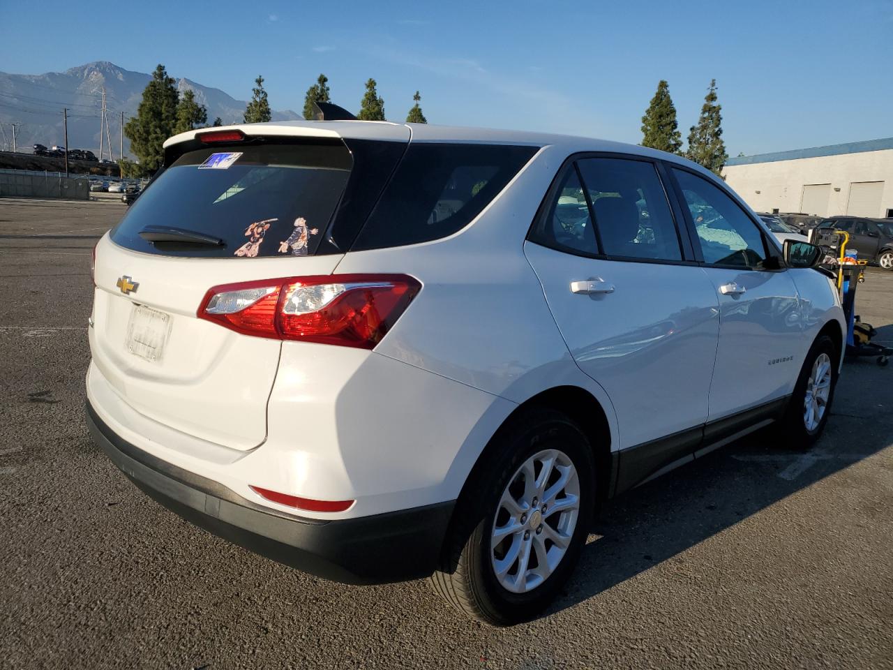 2019 Chevrolet Equinox - Image 3