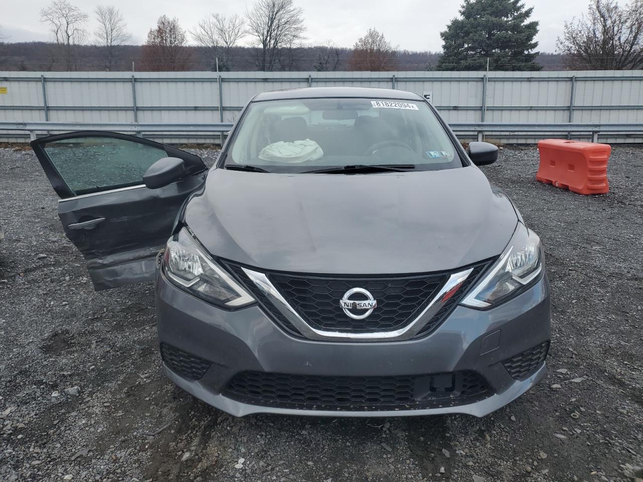 2019 Nissan Sentra - Image 5