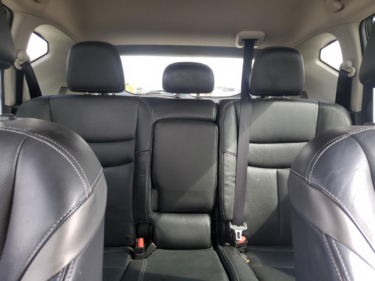 2015 Nissan Murano - Image 10