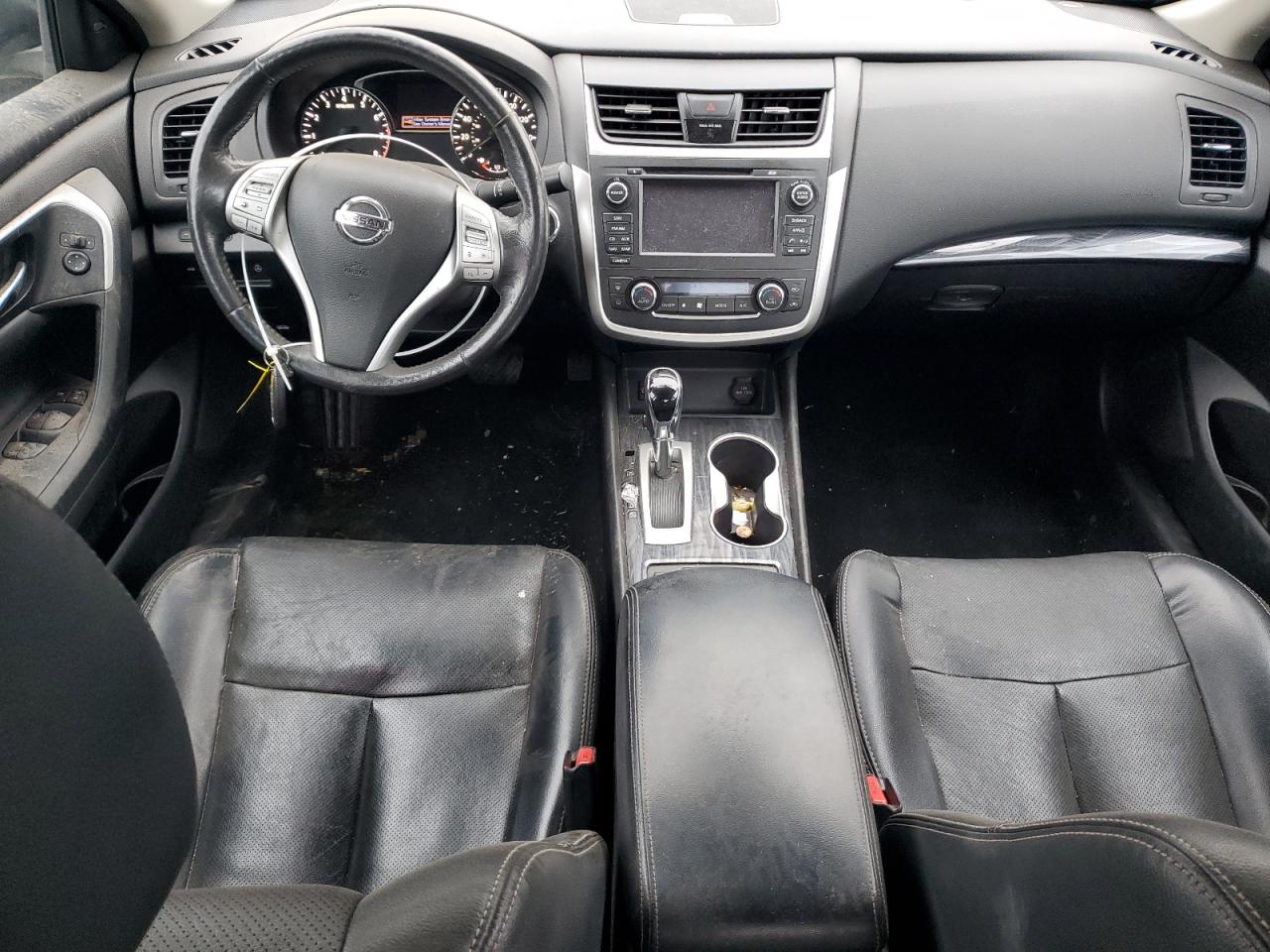 2017 Nissan Altima - Image 8