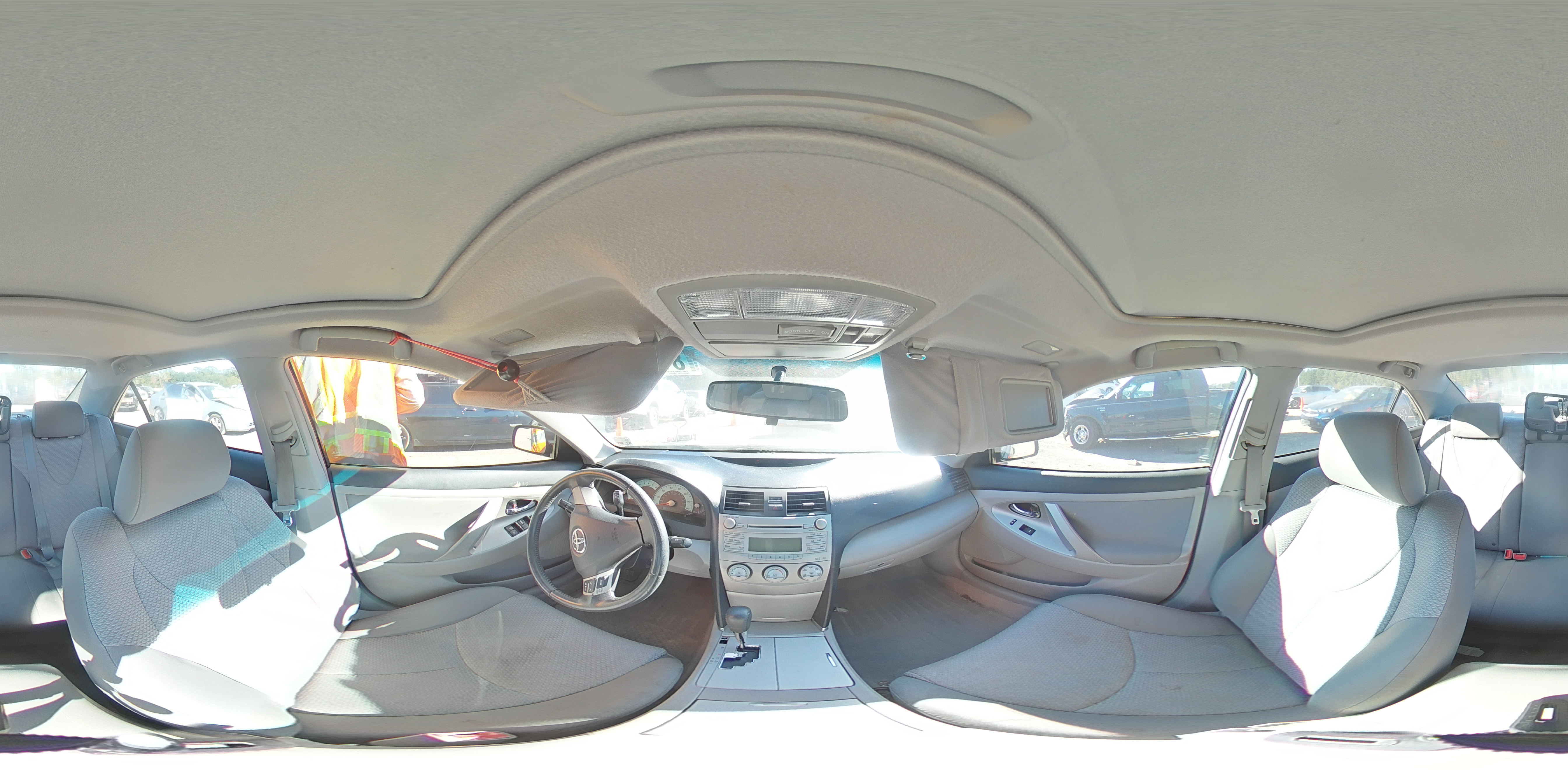 2011 Toyota Camry - Image 13