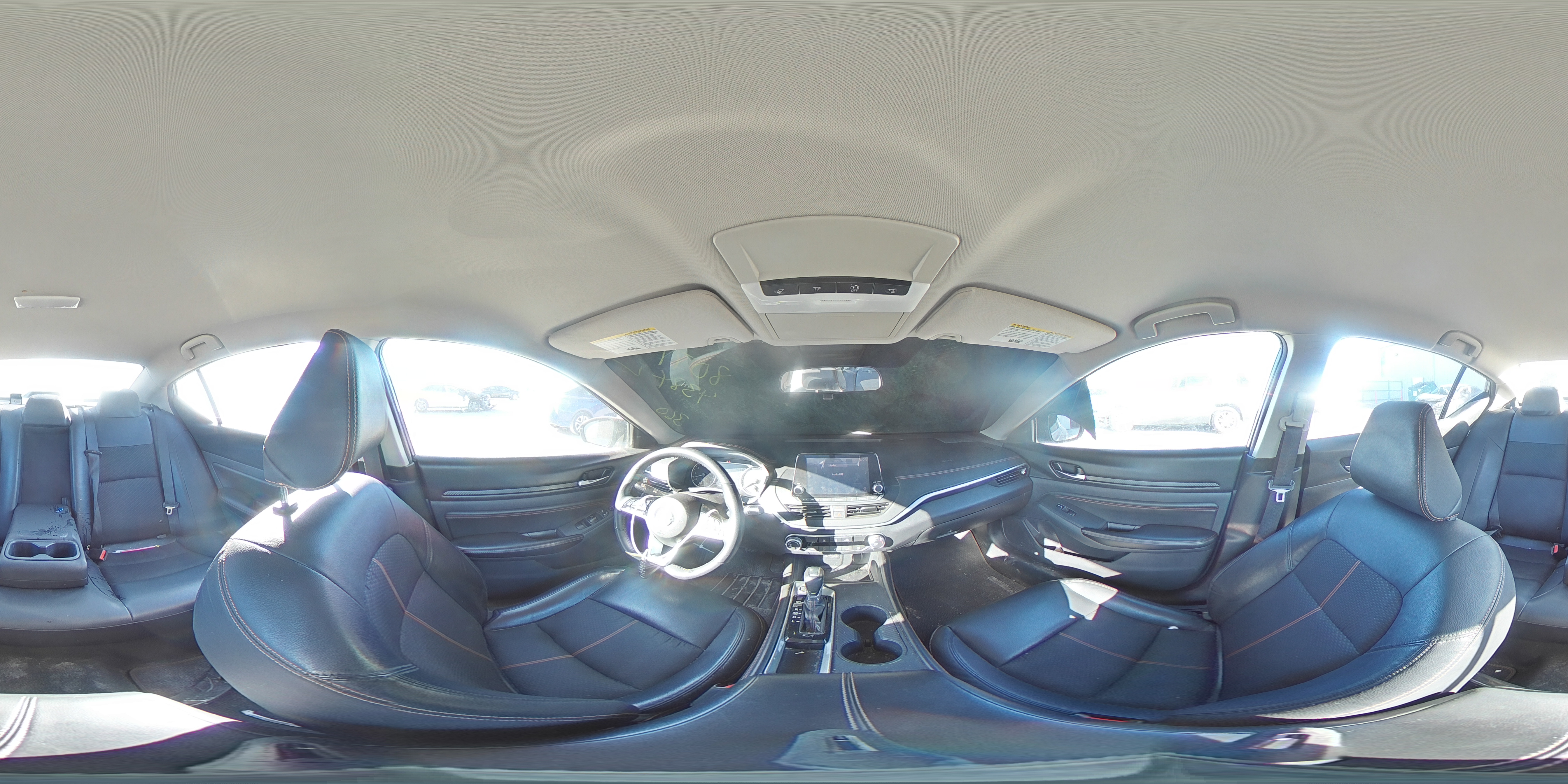 2021 Nissan Altima - Image 13