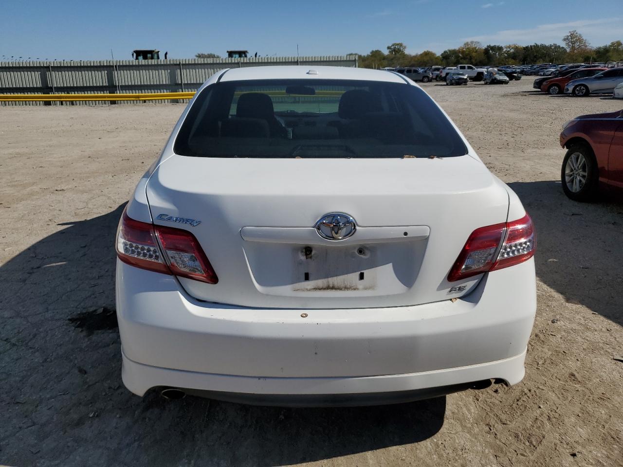 2011 Toyota Camry Base VIN: 4T1BF3EKXBU778221 Lot: 78135384