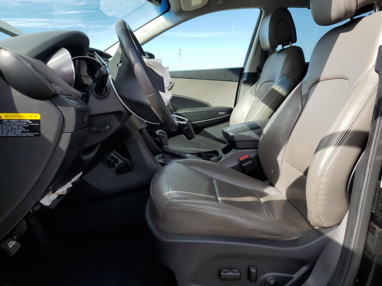 2014 Hyundai Santa Fe - Image 7