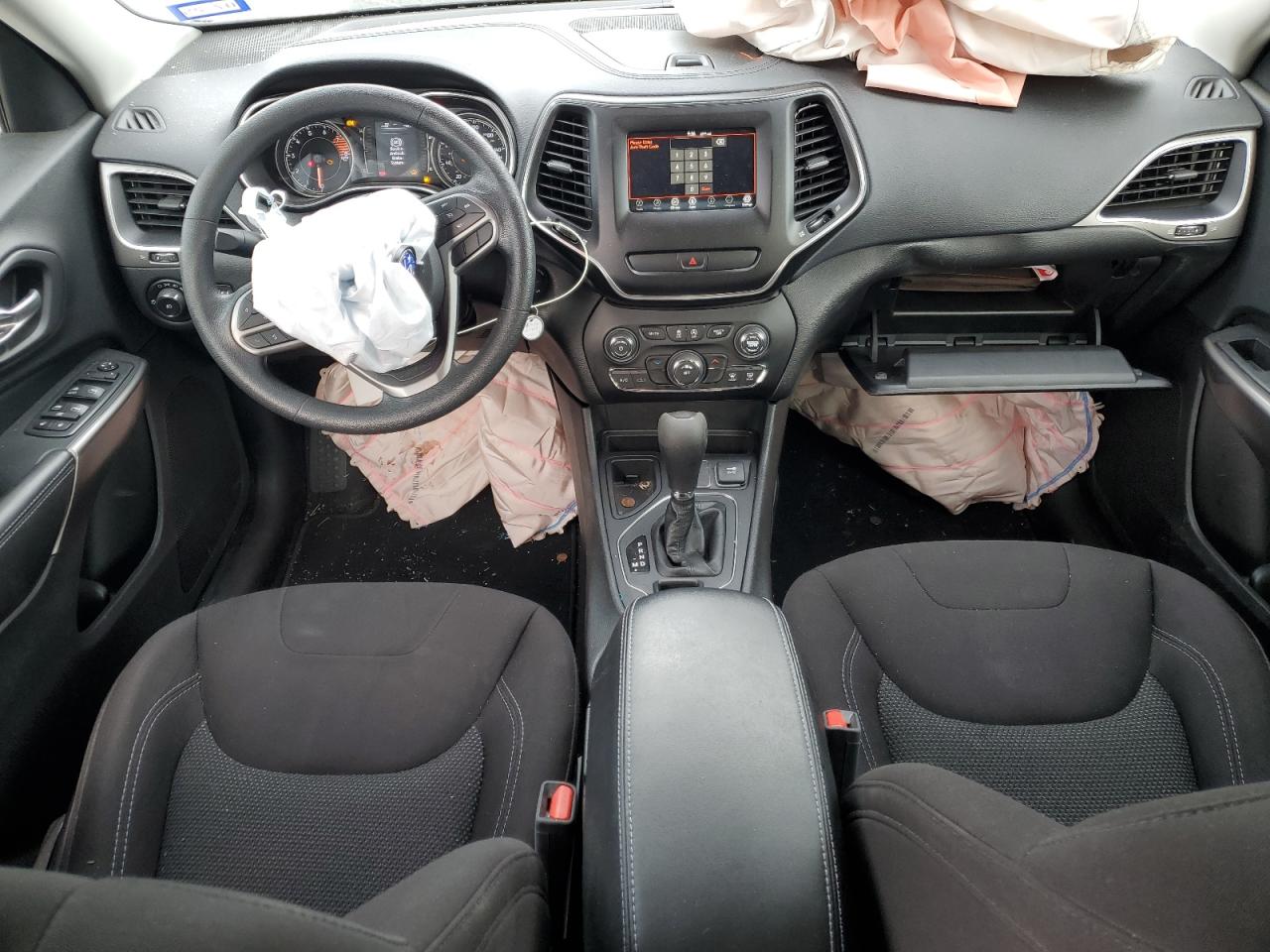 2019 Jeep Grand Cherokee - Image 8