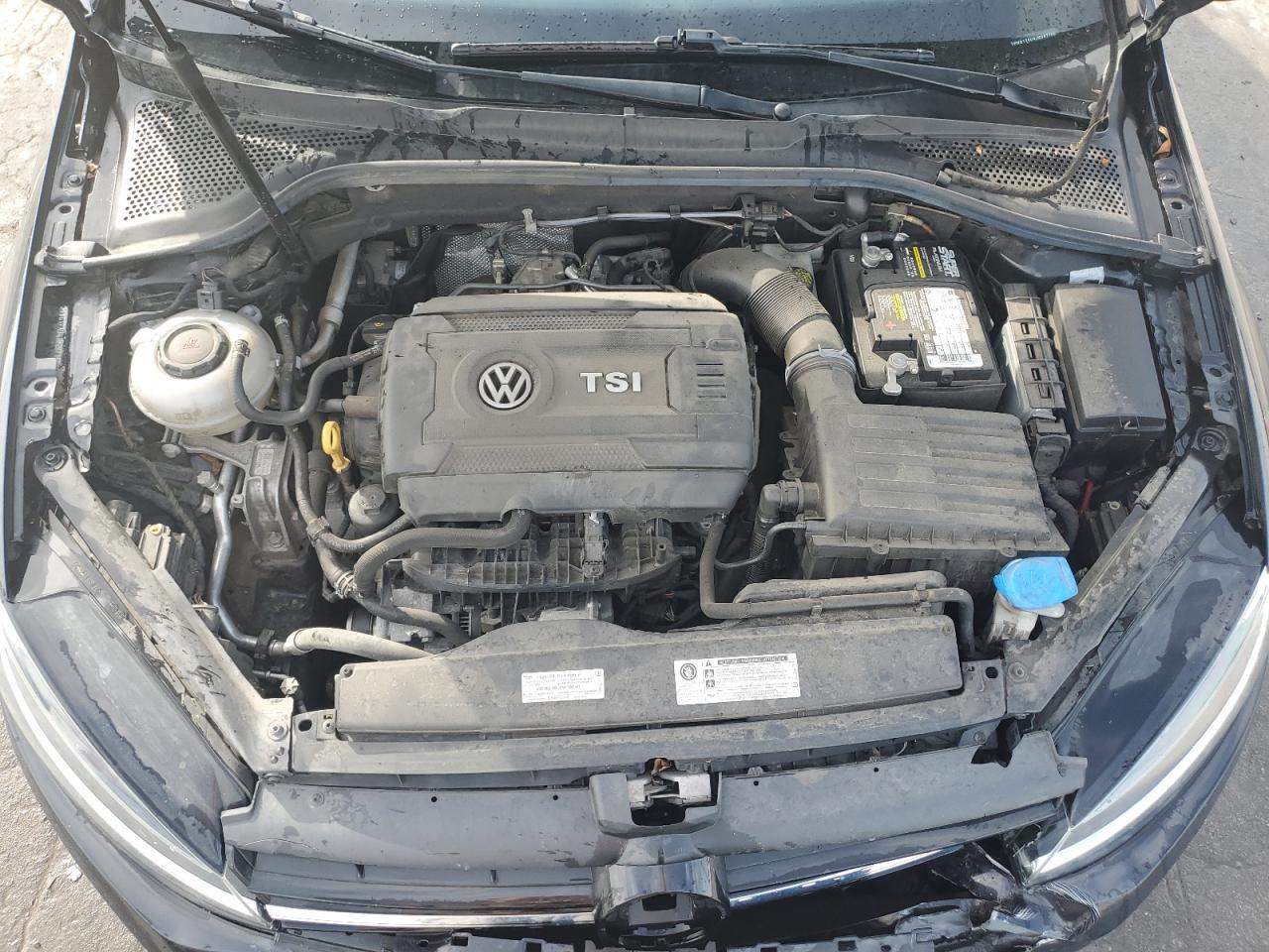 2018 Volkswagen Golf - Image 11